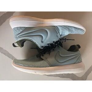 ROSHE TWO SE WOMENS SIZE 9.5 MICA BLUE‎ HTF